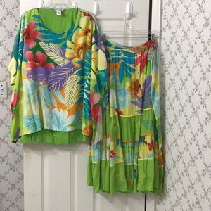 PLUS size 2X very colorful tropical asymmetrical lined poncho. 100% rayon.